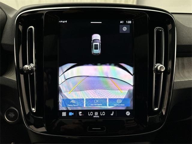 new 2025 Volvo XC40 car, priced at $43,109