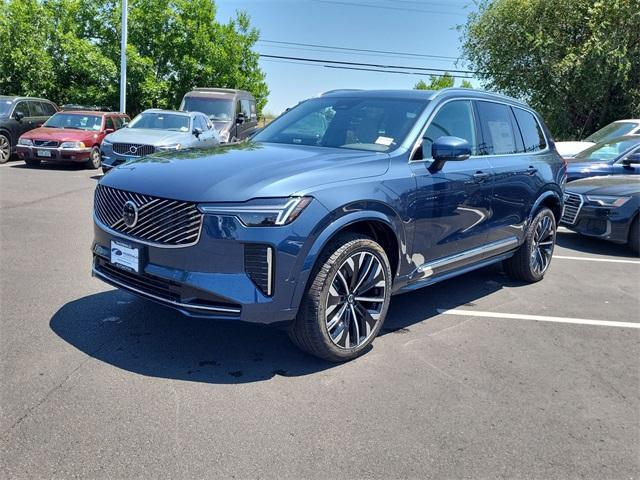 new 2025 Volvo XC90 car, priced at $69,155