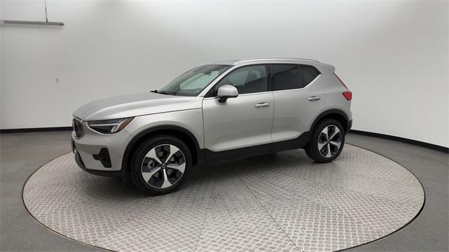 used 2024 Volvo XC40 car, priced at $36,359