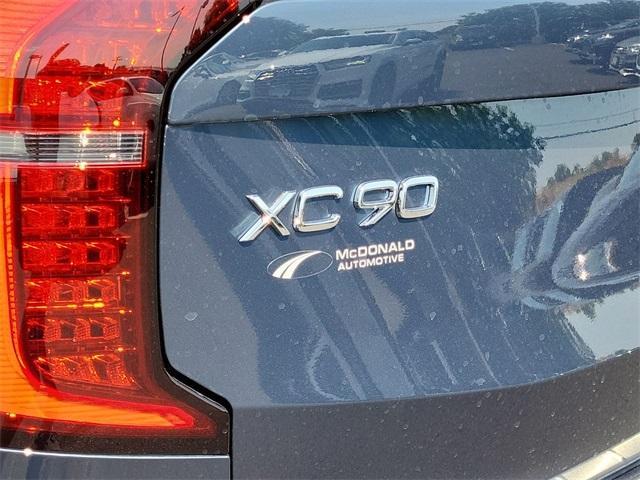 new 2025 Volvo XC90 car, priced at $78,594