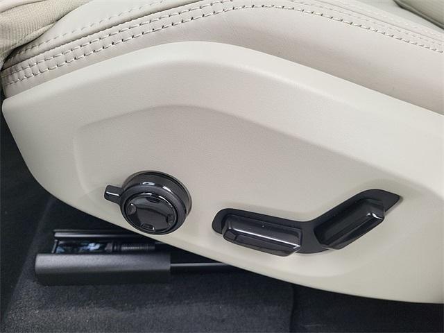 new 2026 Volvo XC60 car, priced at $64,499