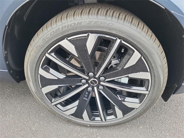 new 2026 Volvo XC60 car, priced at $64,499