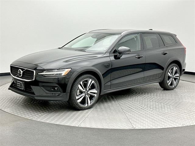 used 2023 Volvo V60 Cross Country car, priced at $36,259