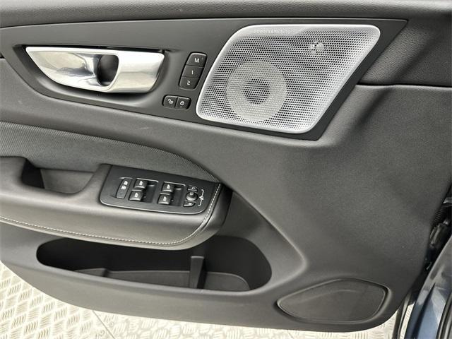 used 2022 Volvo XC60 Recharge Plug-In Hybrid car, priced at $46,559