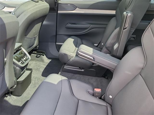 new 2025 Volvo EX90 car, priced at $85,559