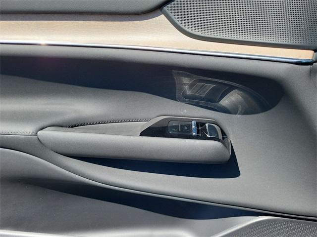 new 2025 Volvo EX90 car, priced at $85,559