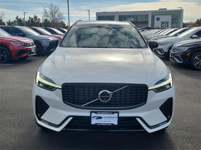 new 2025 Volvo XC60 car, priced at $55,975