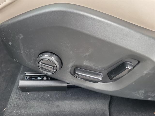 new 2026 Volvo XC60 car, priced at $58,584