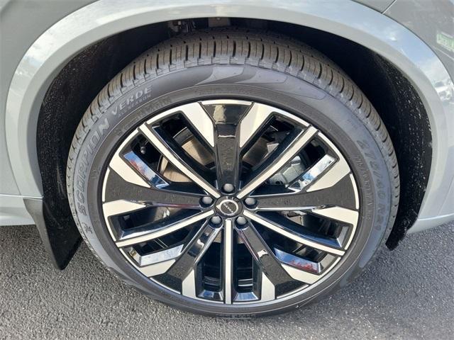 new 2026 Volvo XC90 car, priced at $74,539