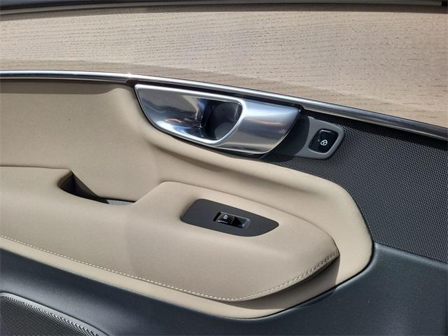 new 2026 Volvo XC90 car, priced at $74,539