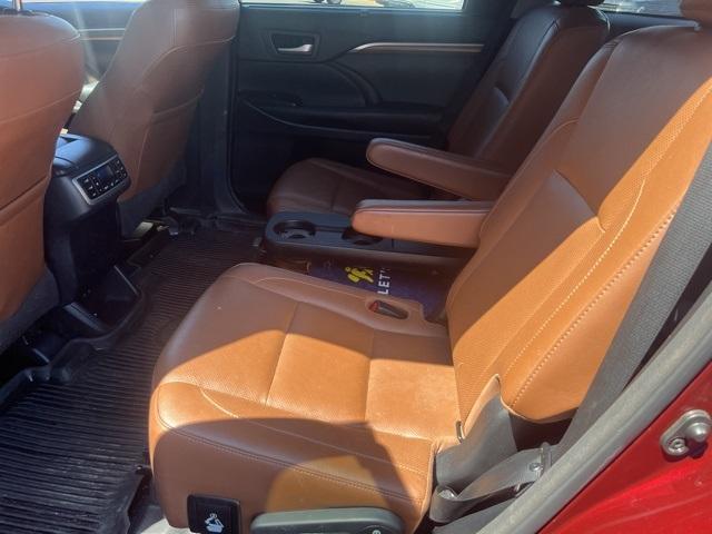 used 2017 Toyota Highlander car, priced at $26,099