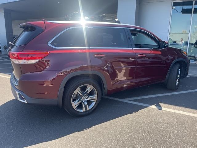 used 2017 Toyota Highlander car, priced at $26,099