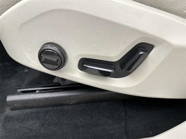new 2025 Volvo XC90 car, priced at $64,487
