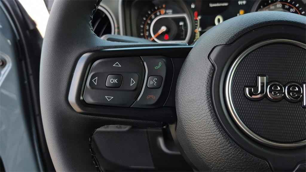 new 2025 Jeep Gladiator car, priced at $56,519