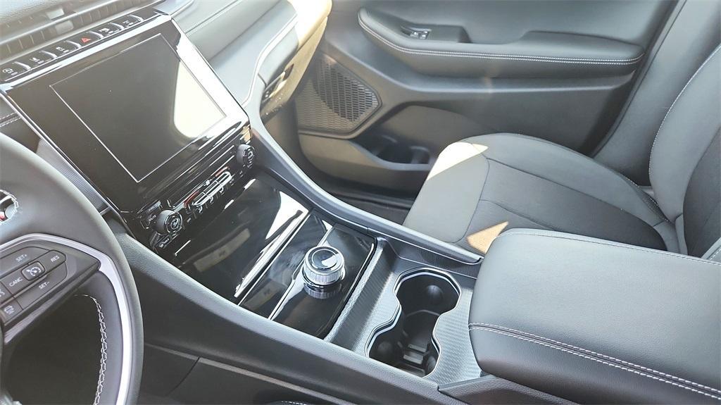 new 2025 Jeep Grand Cherokee L car, priced at $38,932