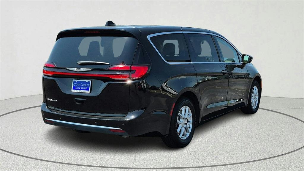 used 2024 Chrysler Pacifica car, priced at $28,140