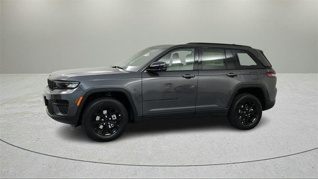 new 2024 Jeep Grand Cherokee car, priced at $41,500