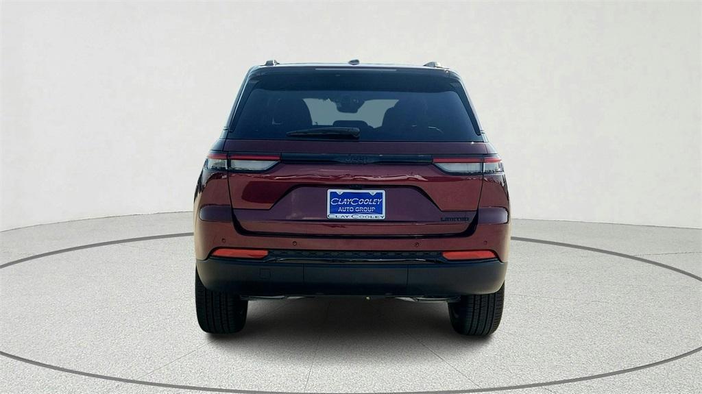 new 2025 Jeep Grand Cherokee car, priced at $43,978