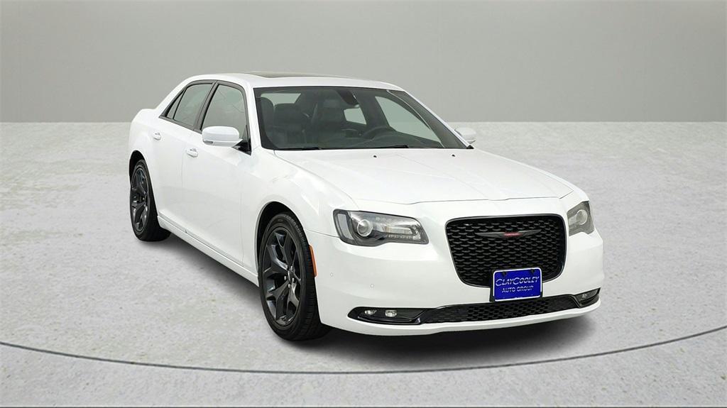 used 2022 Chrysler 300 car, priced at $25,000