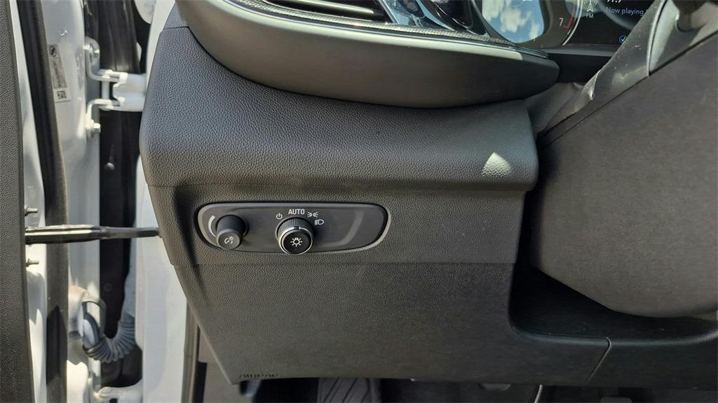 used 2023 Buick Envision car, priced at $24,000