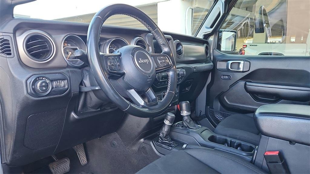 used 2021 Jeep Gladiator car, priced at $30,000