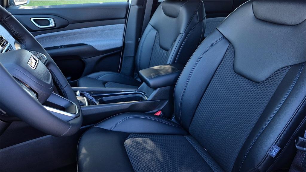 new 2026 Jeep Compass car, priced at $29,938