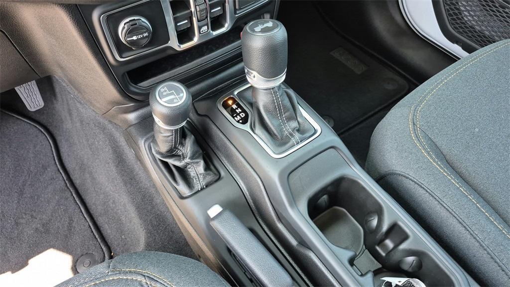 new 2025 Jeep Wrangler car, priced at $38,000