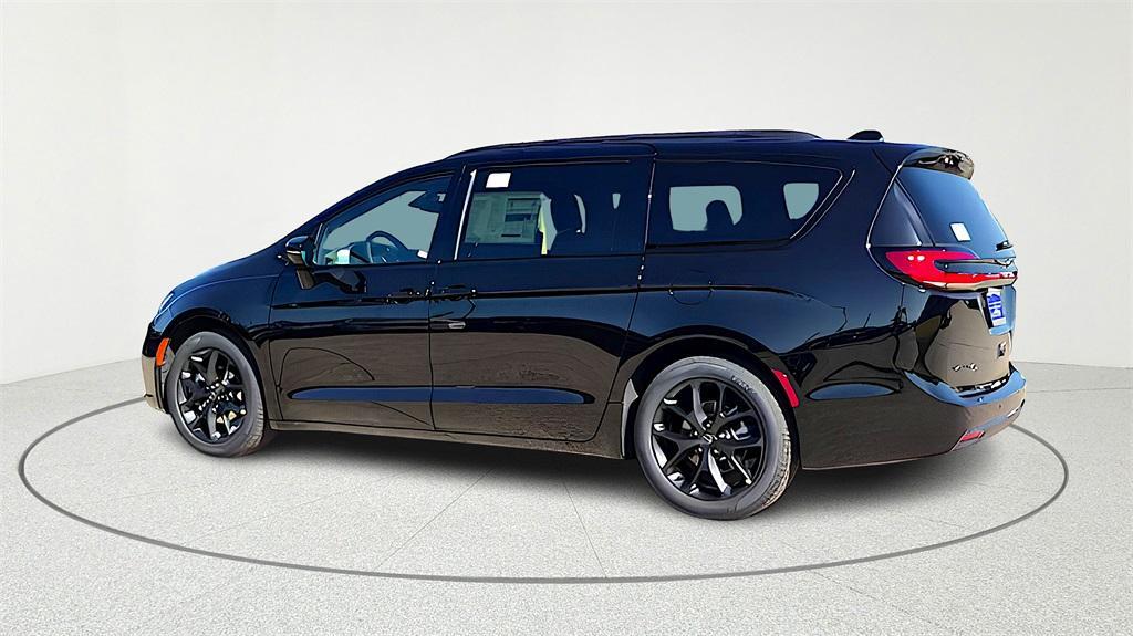 new 2026 Chrysler Pacifica car, priced at $53,075
