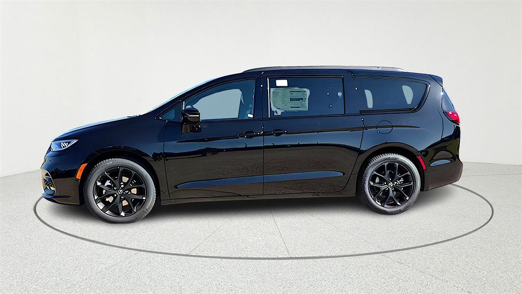 new 2026 Chrysler Pacifica car, priced at $53,075