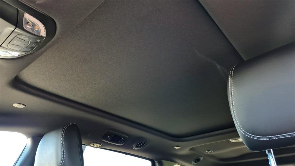 new 2026 Chrysler Pacifica car, priced at $53,075