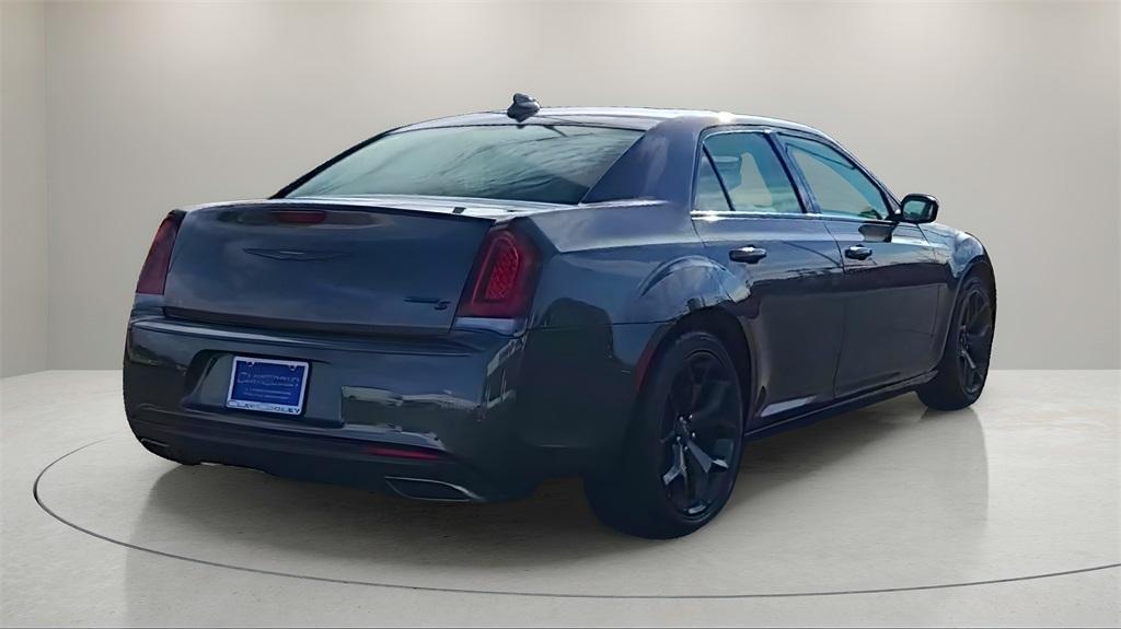 used 2022 Chrysler 300 car, priced at $25,000