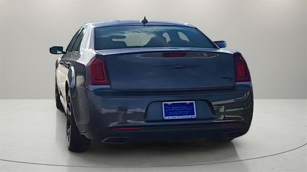 used 2022 Chrysler 300 car, priced at $25,000