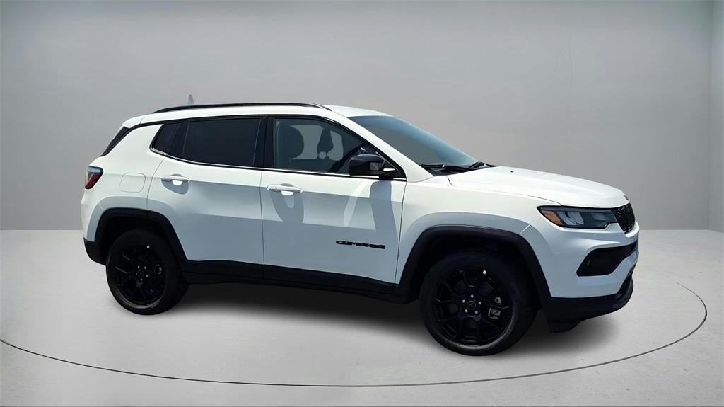 new 2025 Jeep Compass car, priced at $27,000