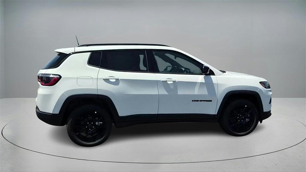 new 2025 Jeep Compass car, priced at $27,000