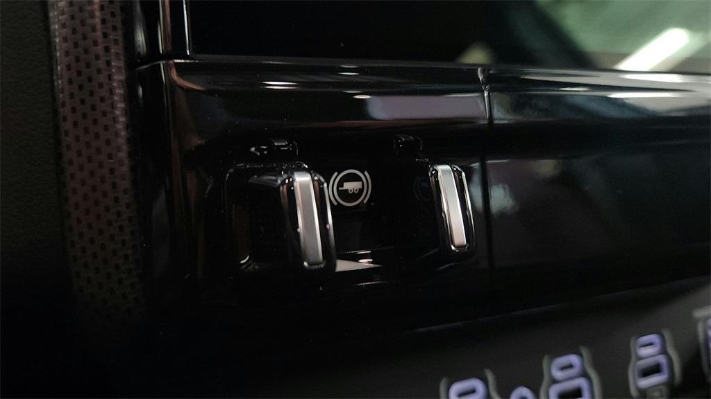 new 2025 Ram 1500 car, priced at $71,216