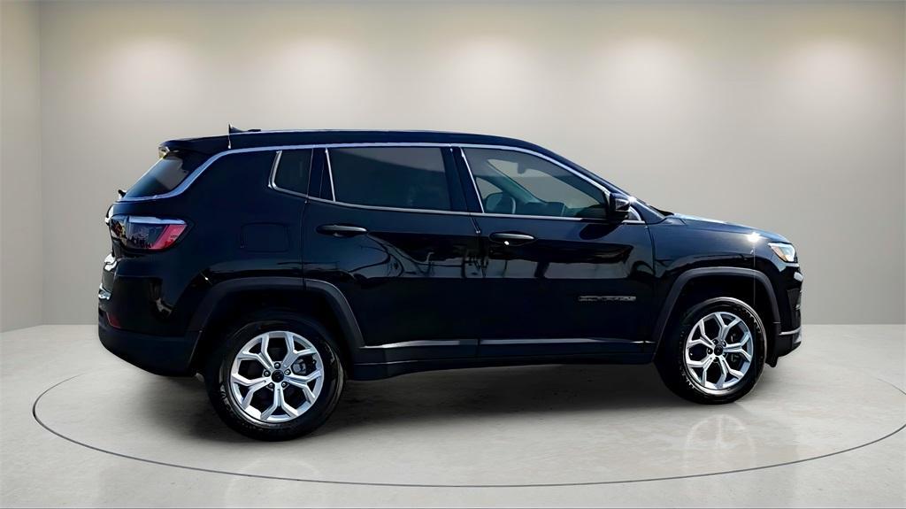 new 2025 Jeep Compass car, priced at $25,500