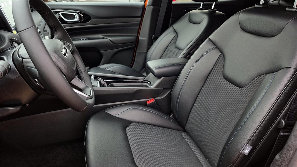 new 2026 Jeep Compass car, priced at $31,305