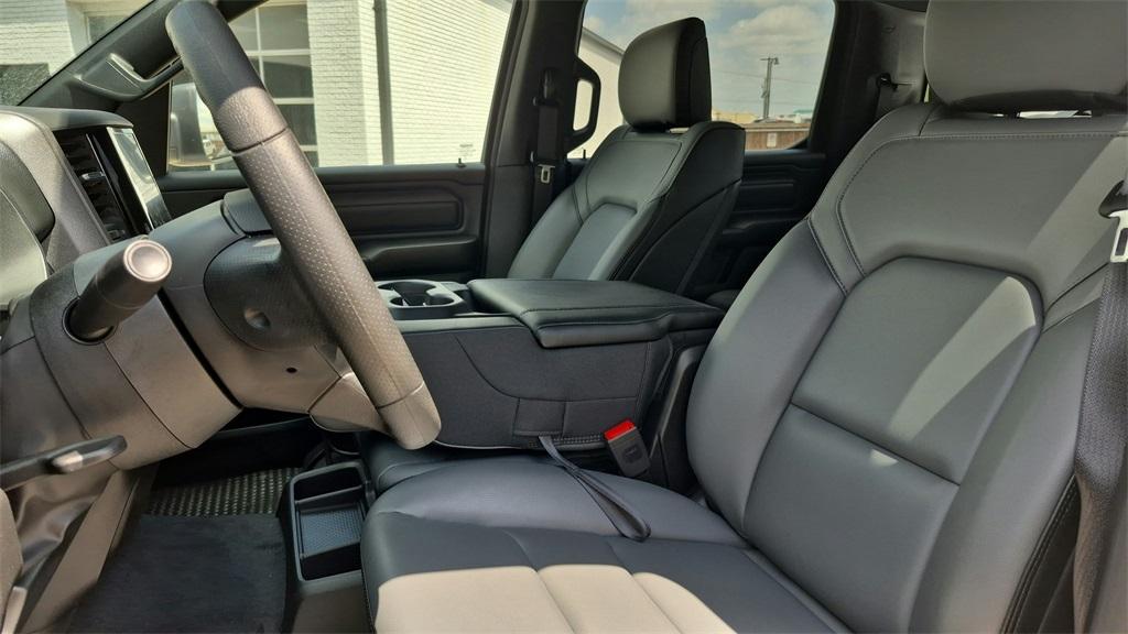 new 2025 Ram 1500 car, priced at $37,000