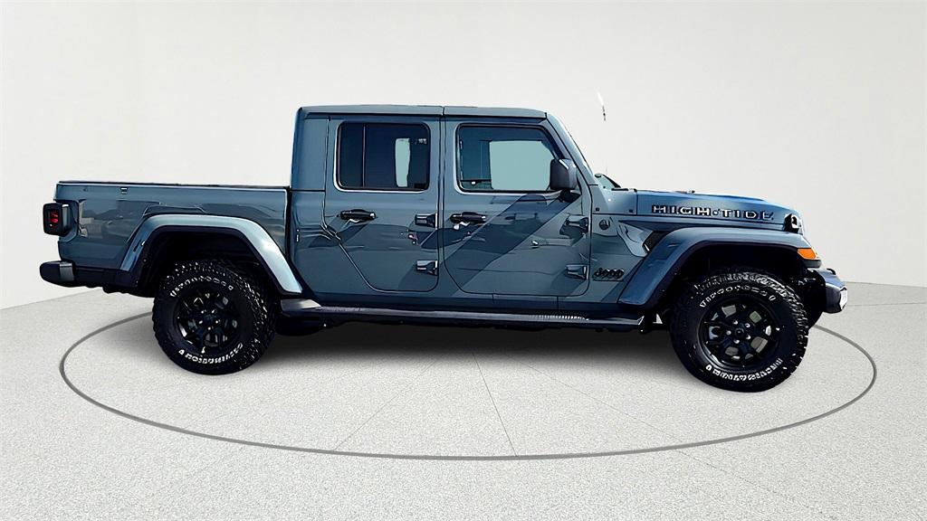 new 2025 Jeep Gladiator car, priced at $46,915