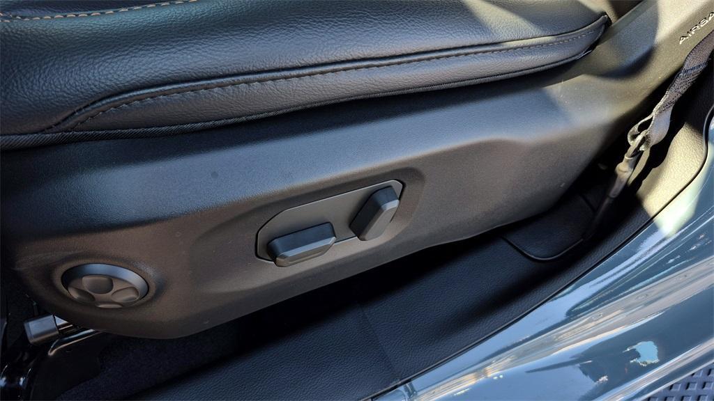 new 2025 Jeep Gladiator car, priced at $46,915