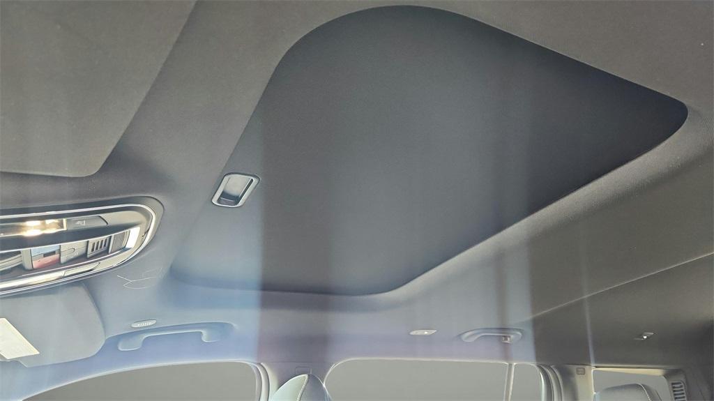 new 2025 Jeep Grand Cherokee L car, priced at $37,500