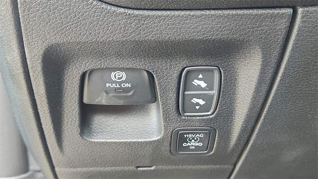 new 2025 Ram 1500 car, priced at $56,511