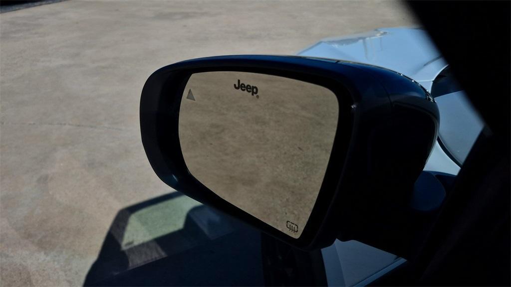 new 2026 Jeep Compass car, priced at $31,981