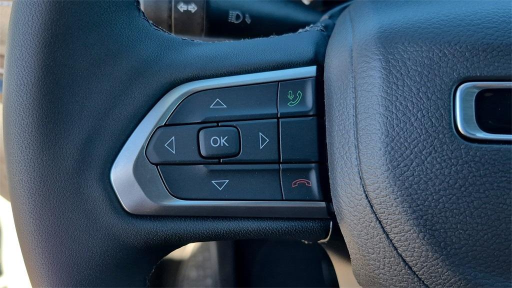 new 2026 Jeep Compass car, priced at $31,981