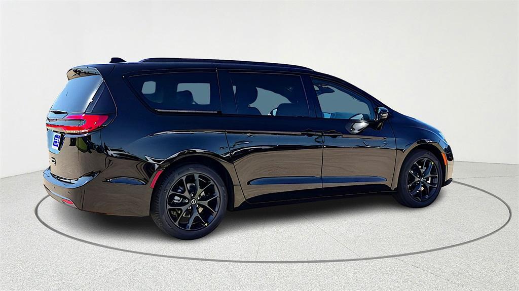 new 2026 Chrysler Pacifica car, priced at $42,582