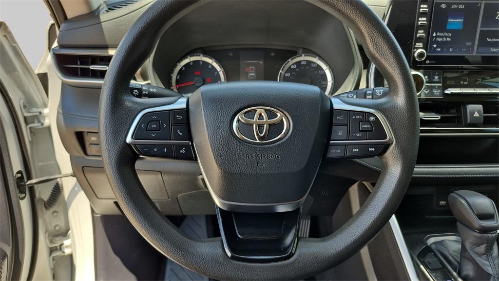used 2020 Toyota Highlander car, priced at $22,000