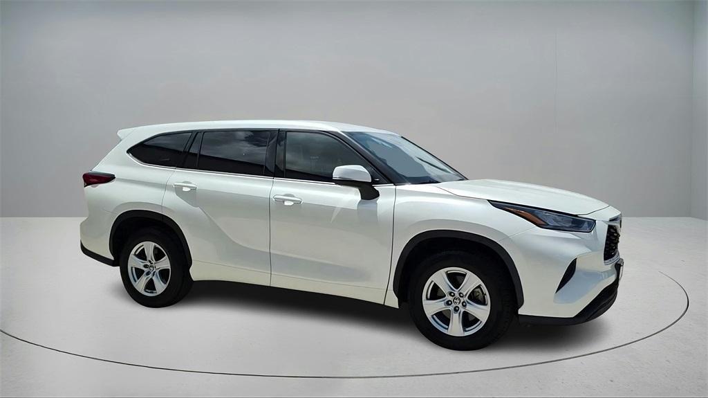 used 2020 Toyota Highlander car, priced at $22,000