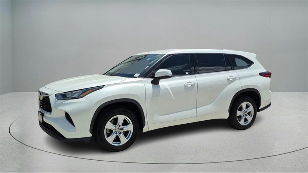 used 2020 Toyota Highlander car, priced at $22,000