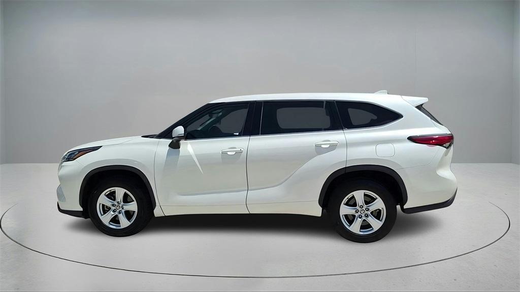used 2020 Toyota Highlander car, priced at $22,000