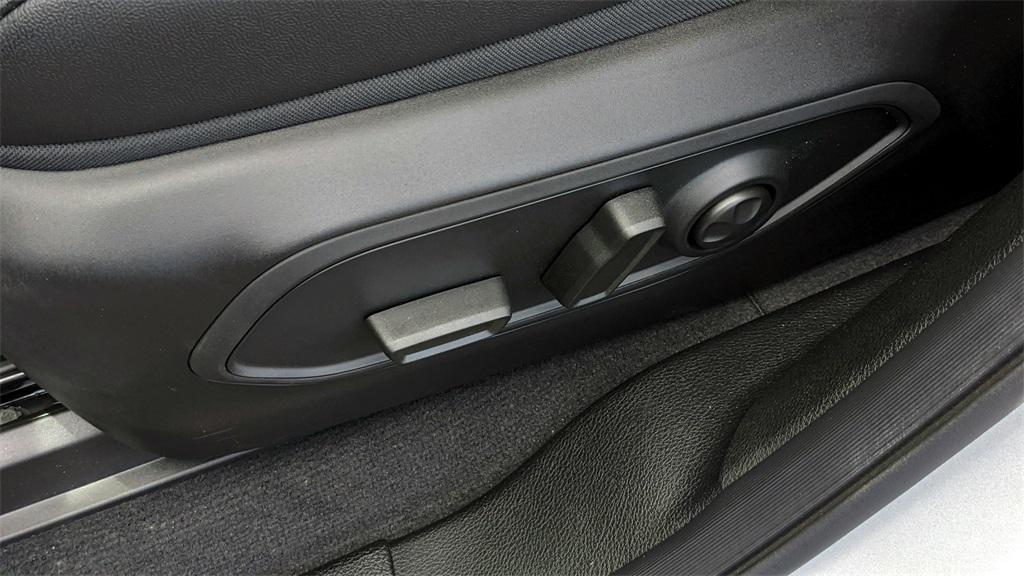new 2025 Jeep Grand Cherokee L car, priced at $47,000
